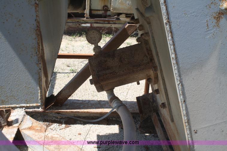 image for item B6557 ElJay DMD5575 sand screw with wash screen