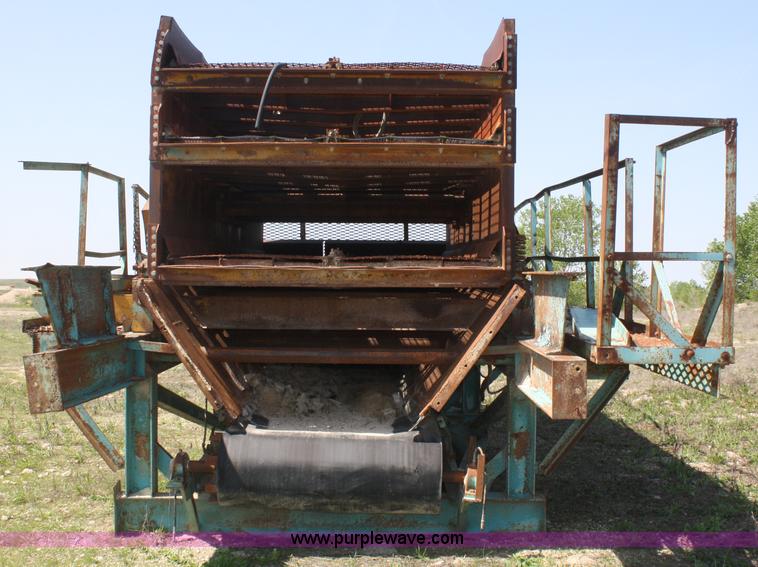 image for item B6558 ElJay three deck screen