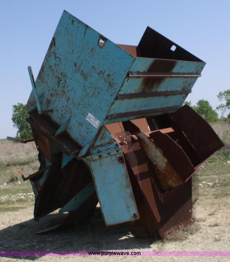 image for item B6558 ElJay three deck screen