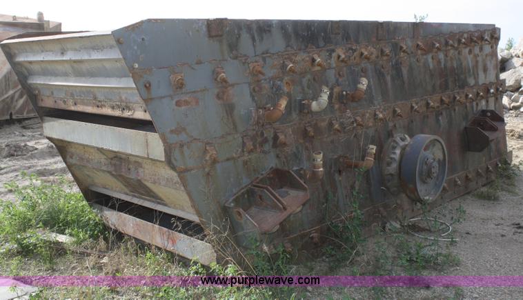 image for item B6569 1972 Simplicity three deck screen