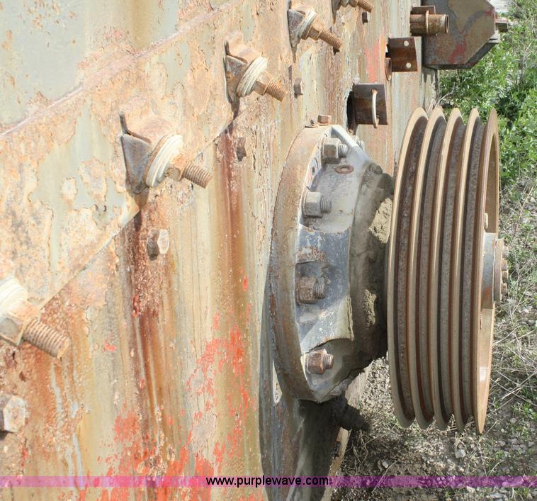 image for item B6569 1972 Simplicity three deck screen