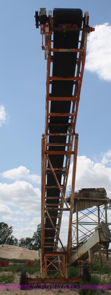 image for item B6570 Portable stacker