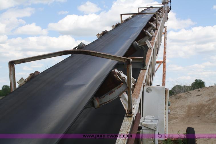 image for item B6570 Portable stacker