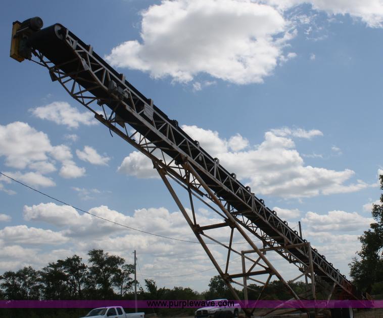 image for item B6573 Superior portable stacker