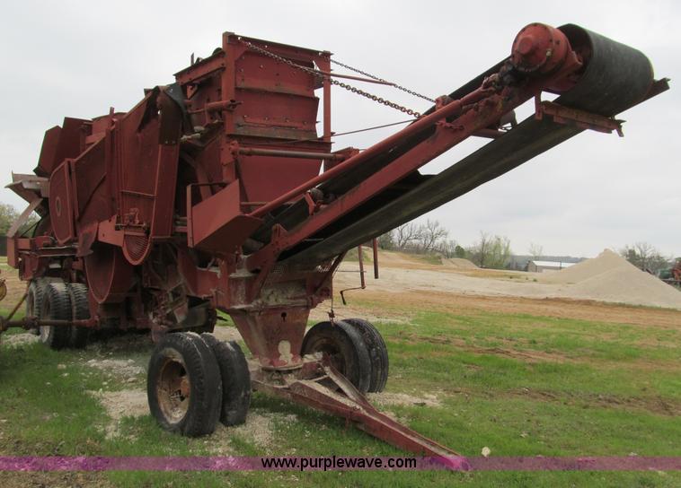 image for item D3149 Pioneer 3416 portable duplex crusher