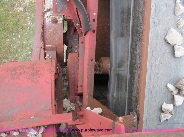 image for item D3149 Pioneer 3416 portable duplex crusher