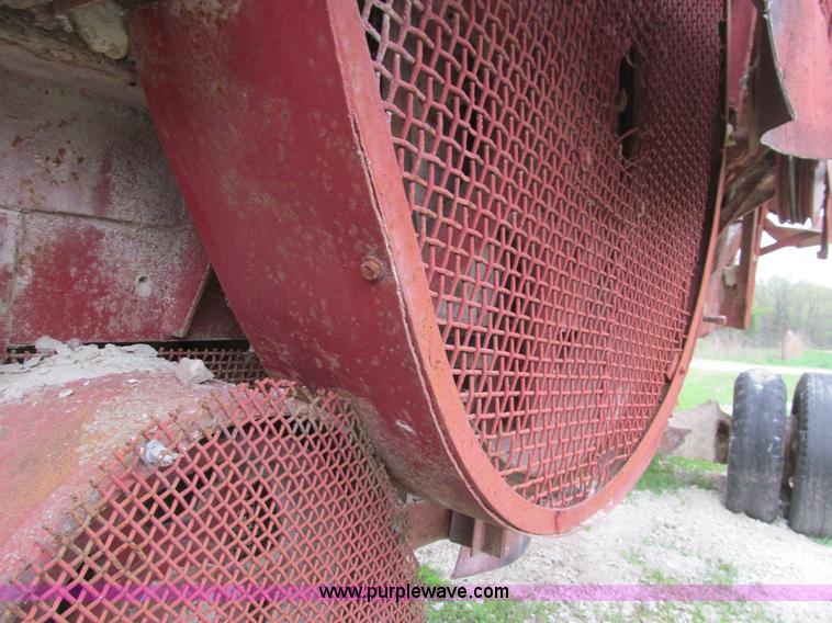 image for item D3149 Pioneer 3416 portable duplex crusher