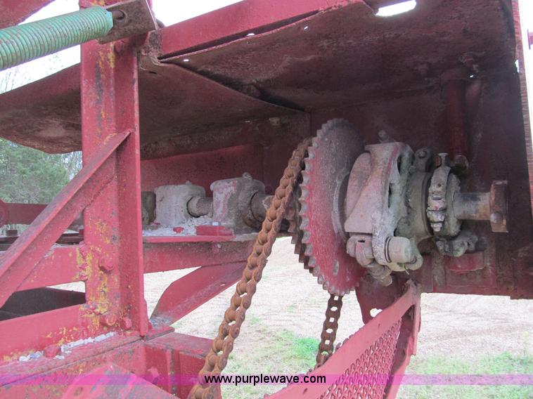 image for item D3149 Pioneer 3416 portable duplex crusher