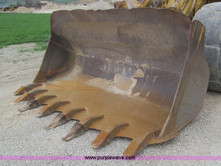 image for item D3155 1972 Caterpillar 980B wheel loader