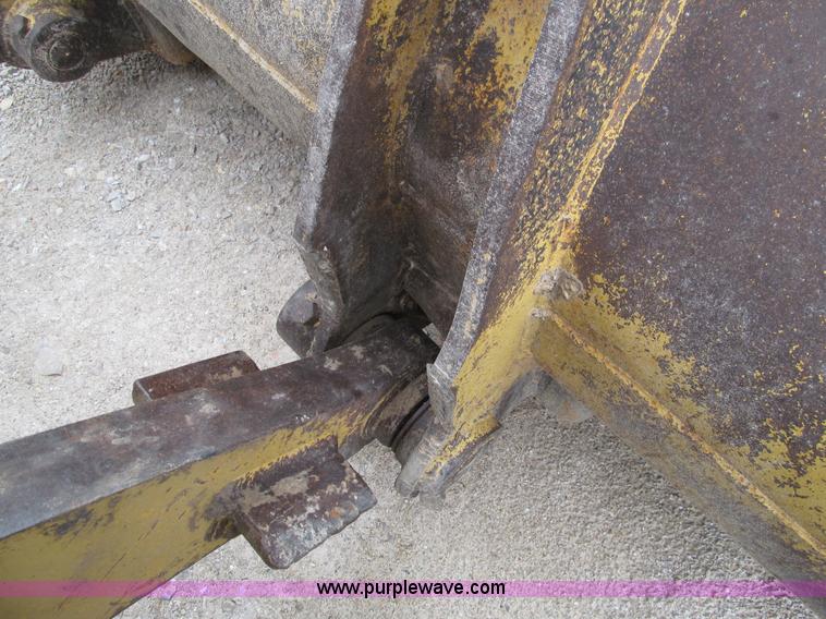 image for item D3155 1972 Caterpillar 980B wheel loader