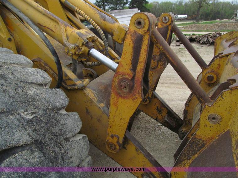 image for item D3155 1972 Caterpillar 980B wheel loader