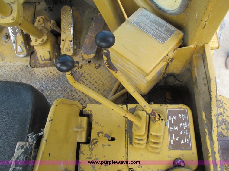 image for item D3155 1972 Caterpillar 980B wheel loader