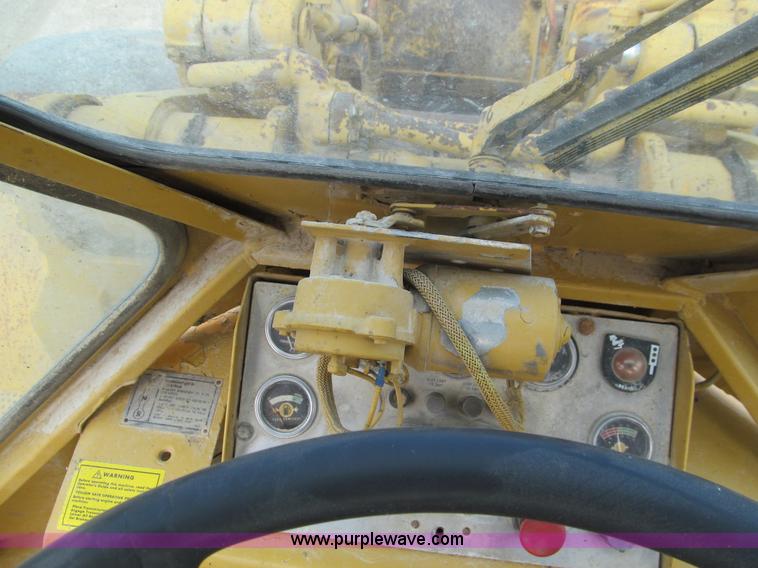 image for item D3155 1972 Caterpillar 980B wheel loader
