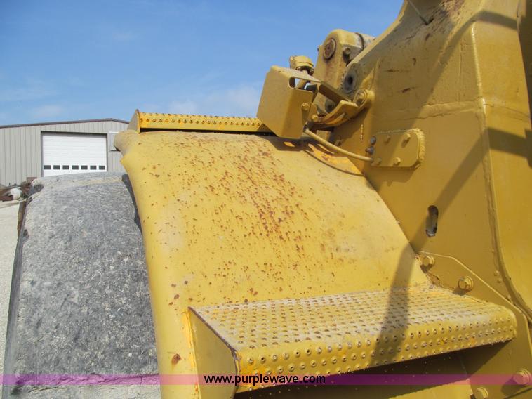image for item D3155 1972 Caterpillar 980B wheel loader