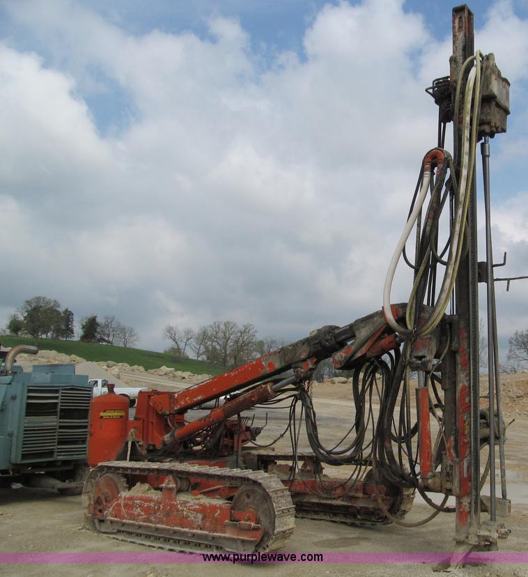 image for item D3156 Ram track drill and compressor