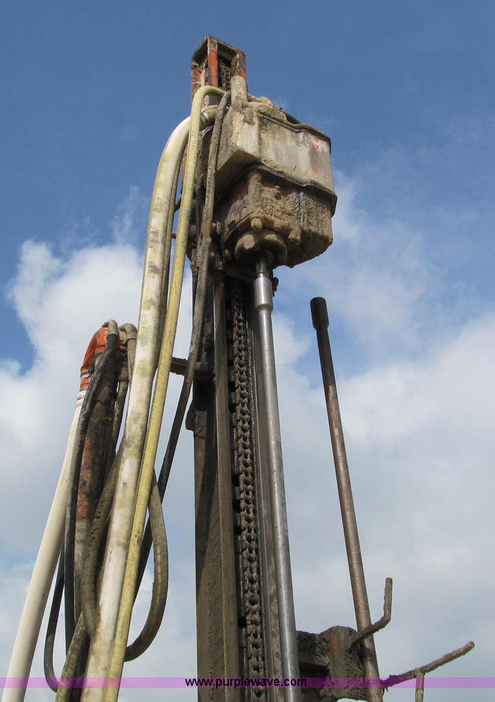 image for item D3156 Ram track drill and compressor