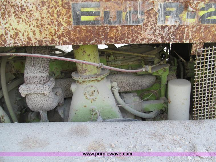 image for item D3158 1976 Euclid R22 haul truck