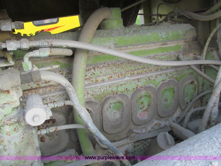 image for item D3158 1976 Euclid R22 haul truck