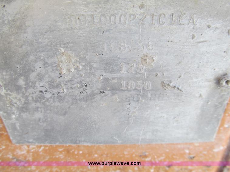 image for item D3159 1981 Joy D100 air compressor