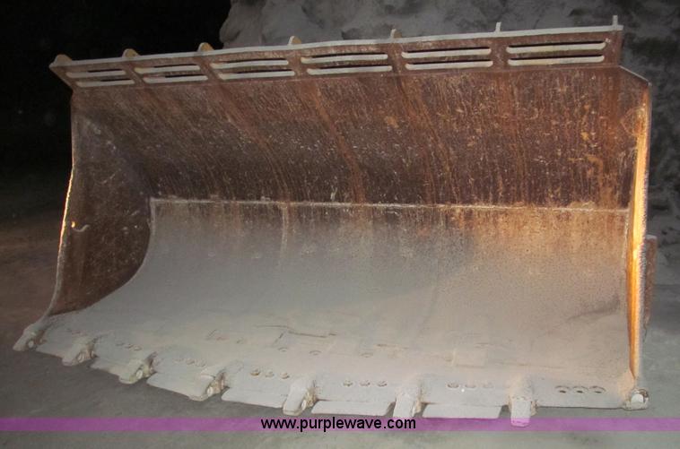 image for item D3160 Caterpillar 988F loader bucket