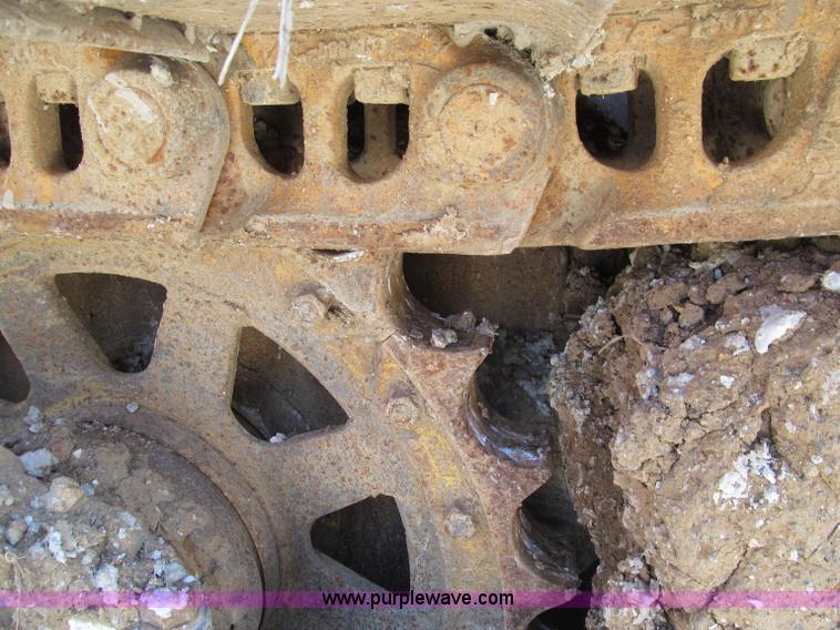 image for item D3183 1965 Caterpillar D6C dozer