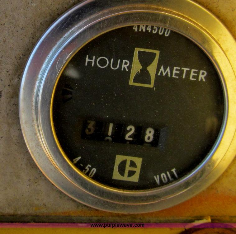 image for item D3183 1965 Caterpillar D6C dozer