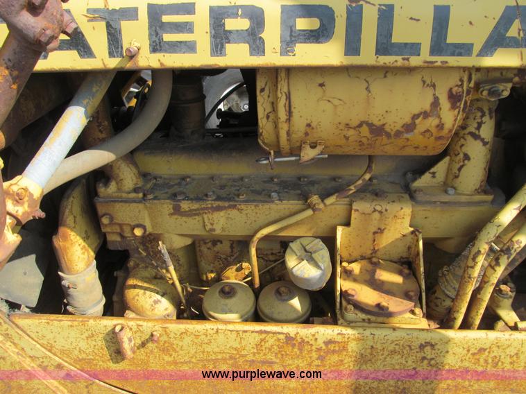 image for item D3183 1965 Caterpillar D6C dozer