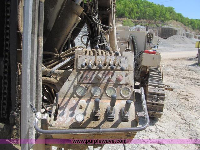 image for item D3190 1998 Furukawa HCR12-ES track drill