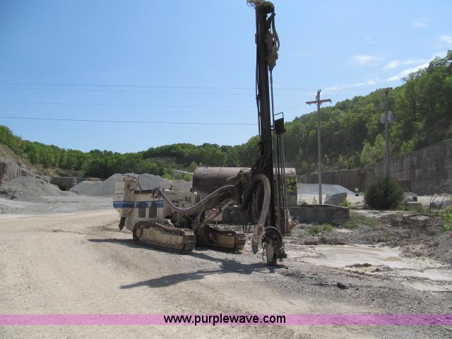 image for item D3190 1998 Furukawa HCR12-ES track drill