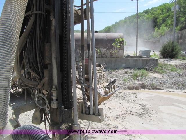 image for item D3190 1998 Furukawa HCR12-ES track drill