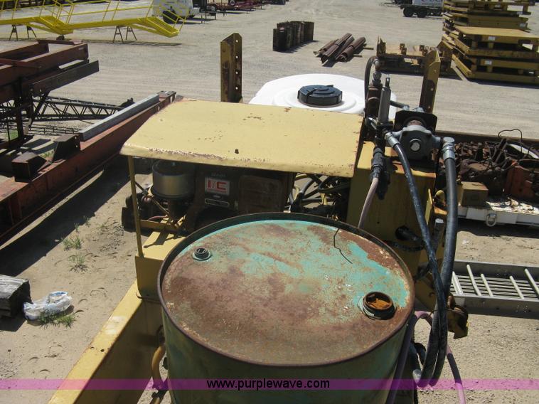 image for item A6242 Gomaco 32' bridge deck water and cure applicator with tandem transport dolly