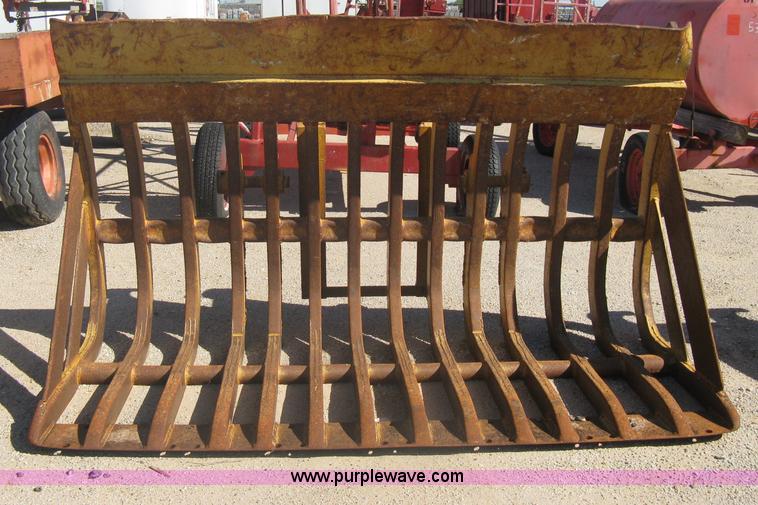 image for item A6243 8' rock bucket