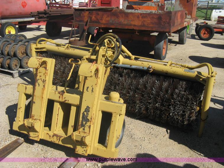 image for item A6246 Balderson BHB9260 quick attach sweeper