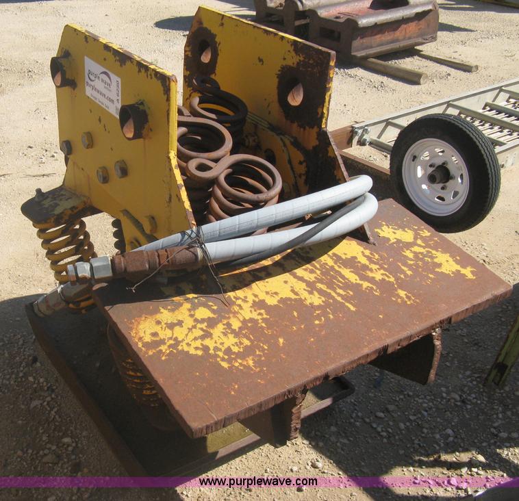 image for item A6250 Pin-on Hydraulic plate compactor