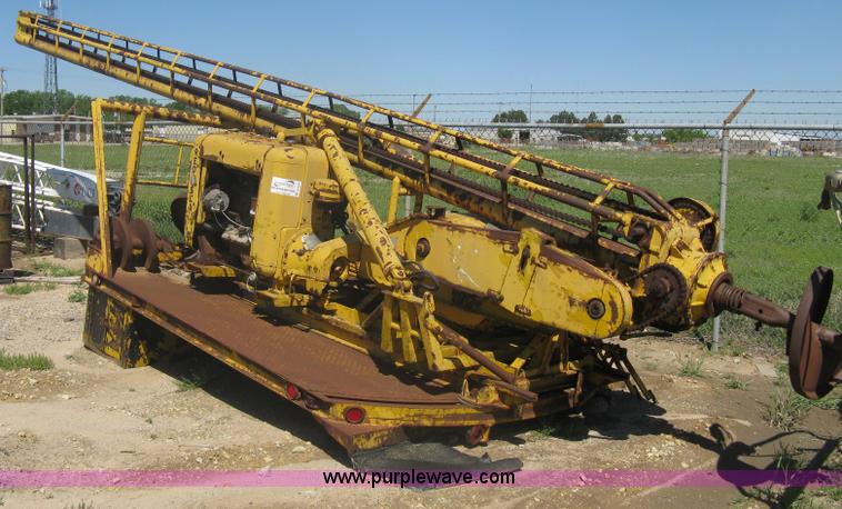 image for item A6256 Williams ADH35 truck mounted hole digger body