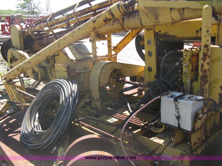 image for item A6256 Williams ADH35 truck mounted hole digger body