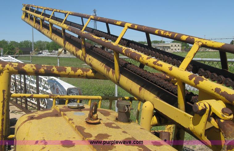 image for item A6256 Williams ADH35 truck mounted hole digger body