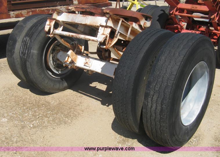 Fifth wheel tow dolly in Wichita, KS | Item A6259 sold | Purple Wave