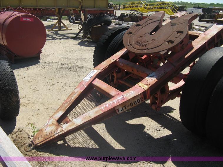 Fifth wheel tow dolly in Wichita, KS Item A6260 sold Purple Wave