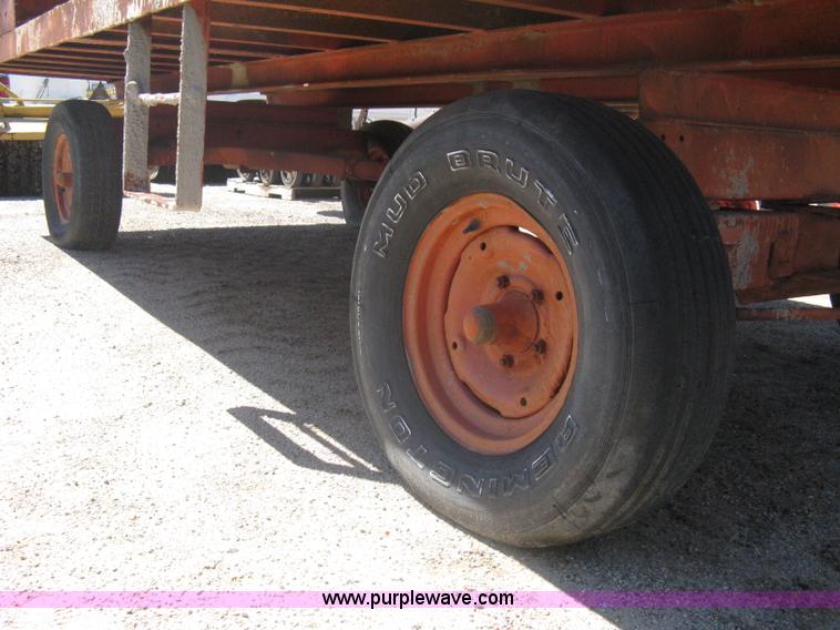image for item A6264 Wagon running gear with mounted cement work tools