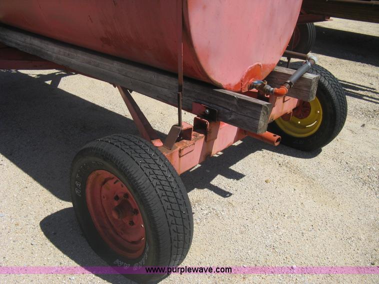 image for item A6267 Wagon gear mounted fuel tank