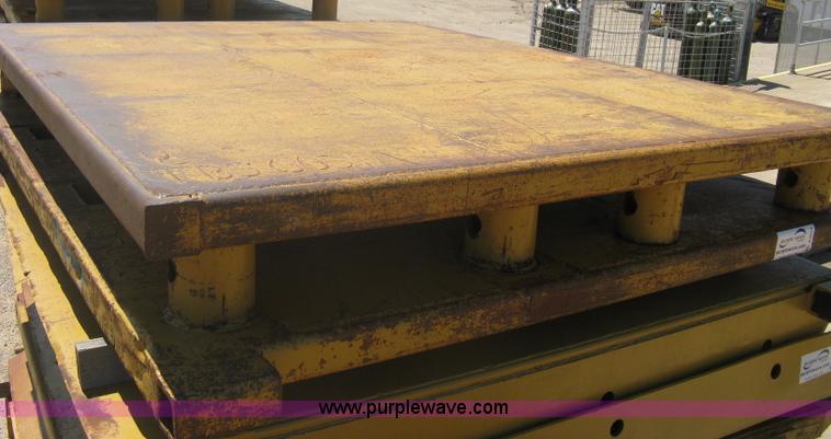 image for item A6274 Trench box