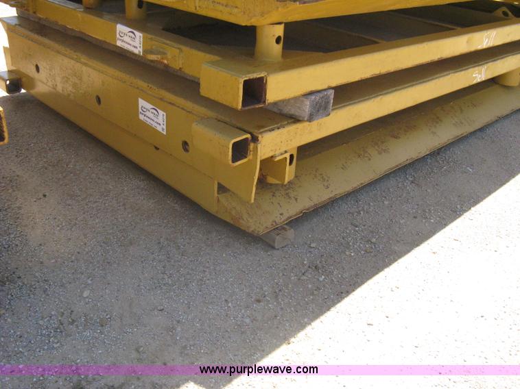 image for item A6278 Trench box