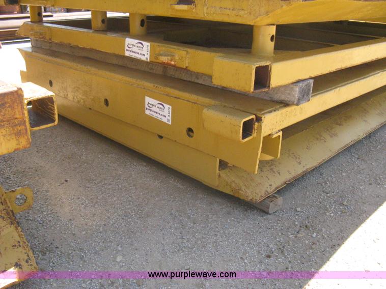 image for item A6278 Trench box