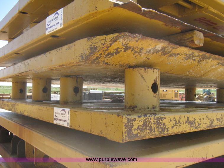 image for item A6282 Trench box