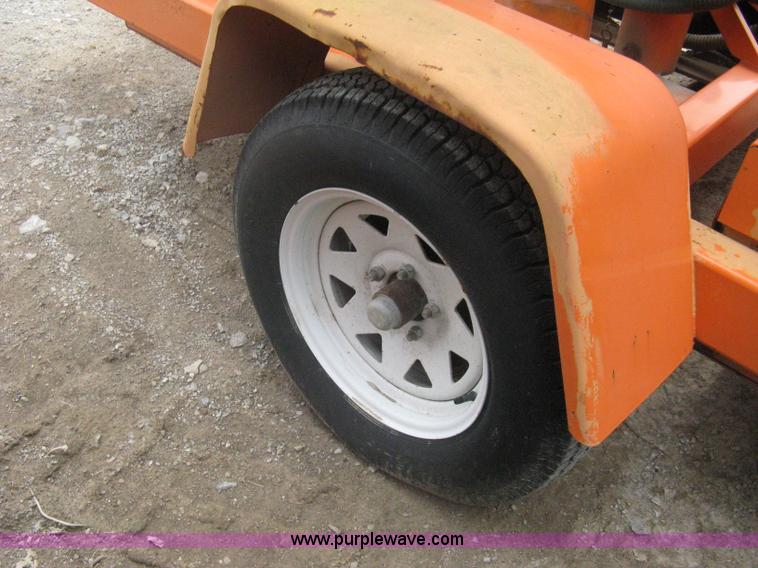 image for item A6290 2003 AMSIG CMS-T331 portable message board