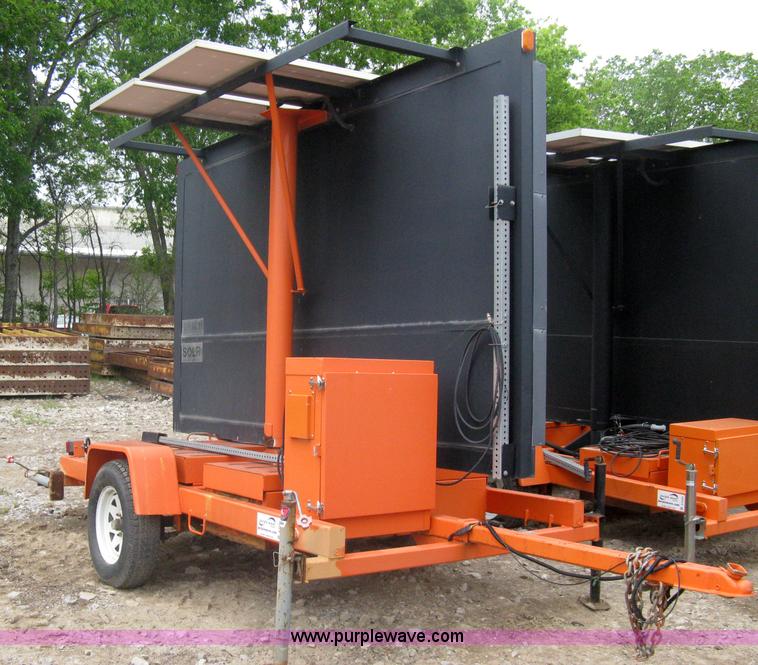 image for item A6291 2003 AMSIG CMS-T331 portable message board