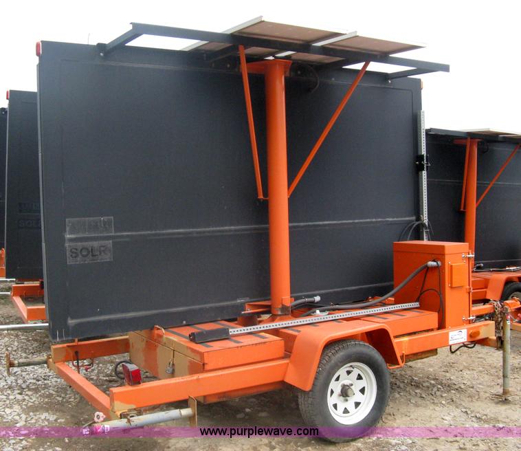 image for item A6291 2003 AMSIG CMS-T331 portable message board