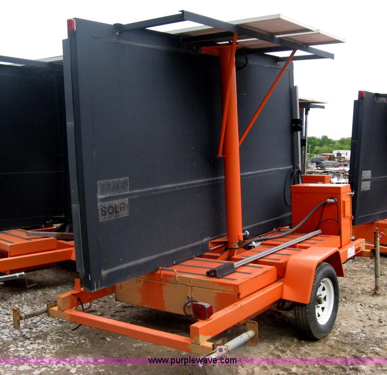 image for item A6291 2003 AMSIG CMS-T331 portable message board