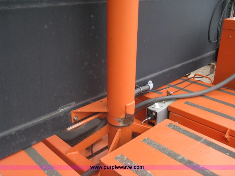 image for item A6291 2003 AMSIG CMS-T331 portable message board